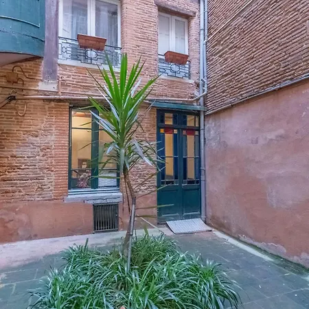 Charming City-center Flat With Terrace