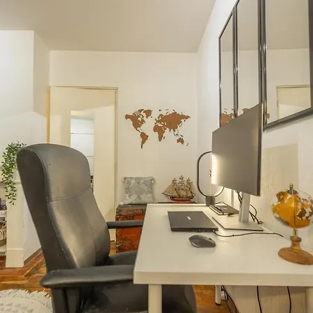 Charming City-center Flat With Terrace Appartement *